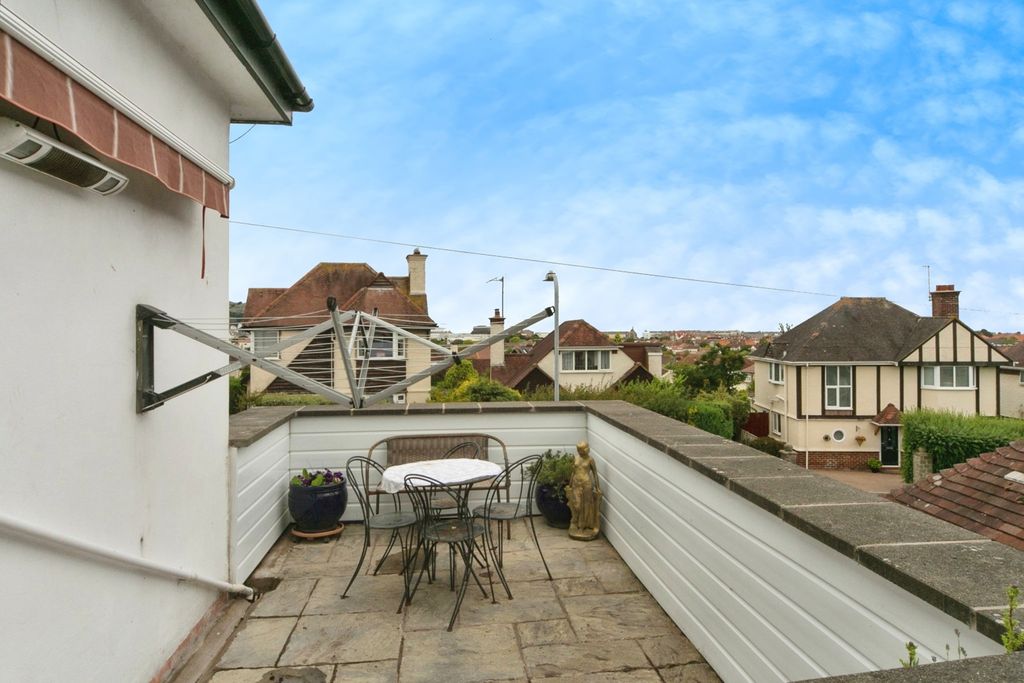 Additional image 6 of 3 bed flat for saleVicarage Avenue, Llandudno, Conwy LL30