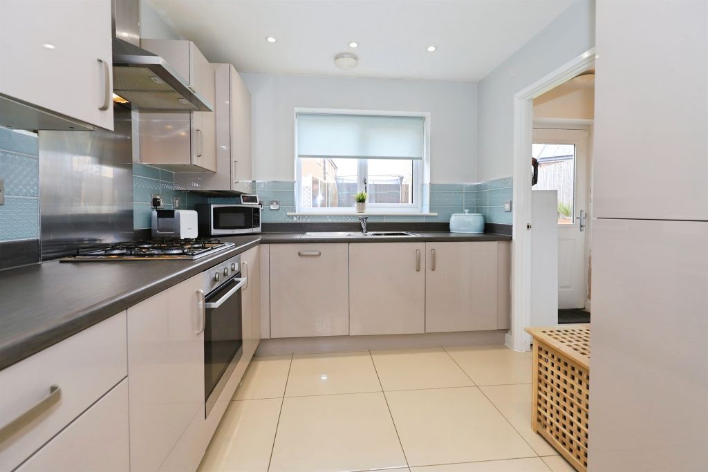 Property photo 3 of 22