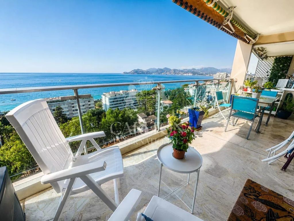 Property photo 1 of 5 Cannes Bas Croix Des Gardes 3 Rooms Sea Panoramic View Garage