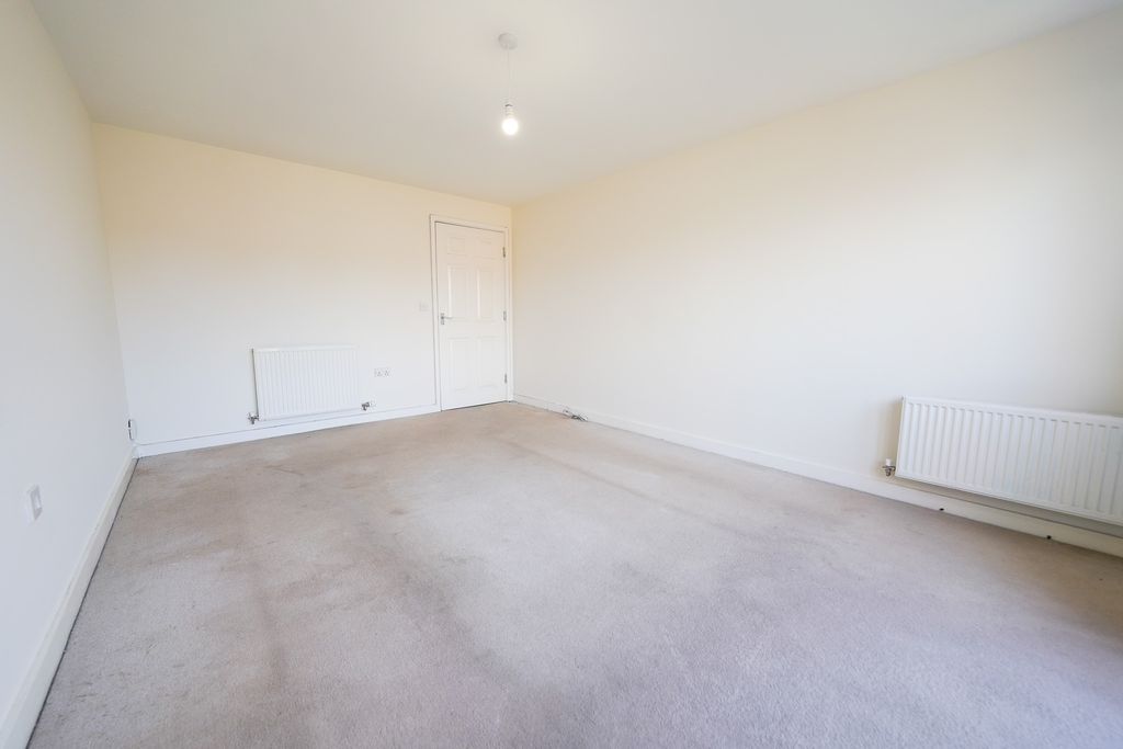 Property photo 3 of 19 Dsc00974