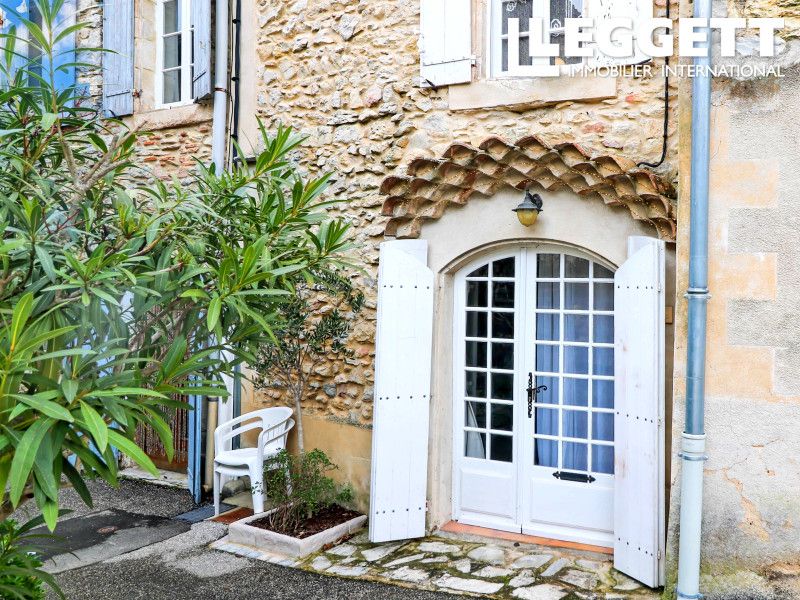 Property photo 2 of 10