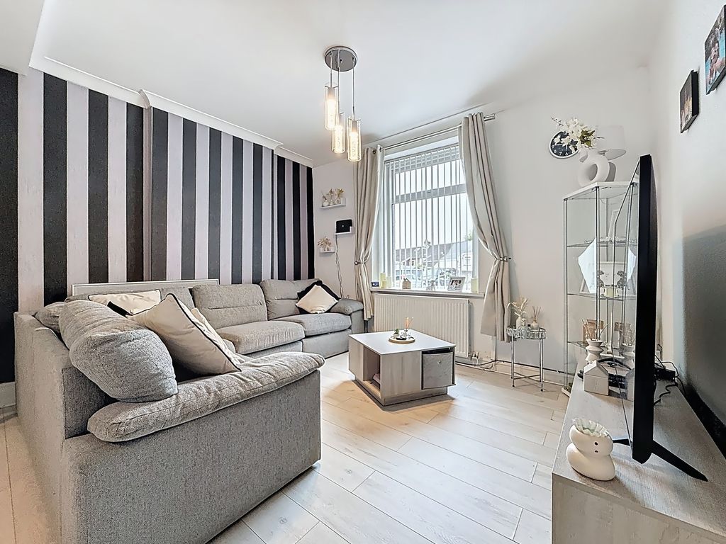 Property photo 2 of 25 Lounge Area