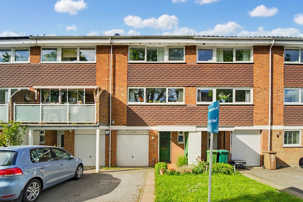 Property photo 1 of 13 4901251
