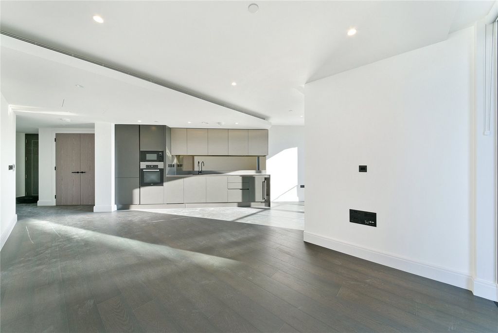 Property photo 1 of 7 Reception Room