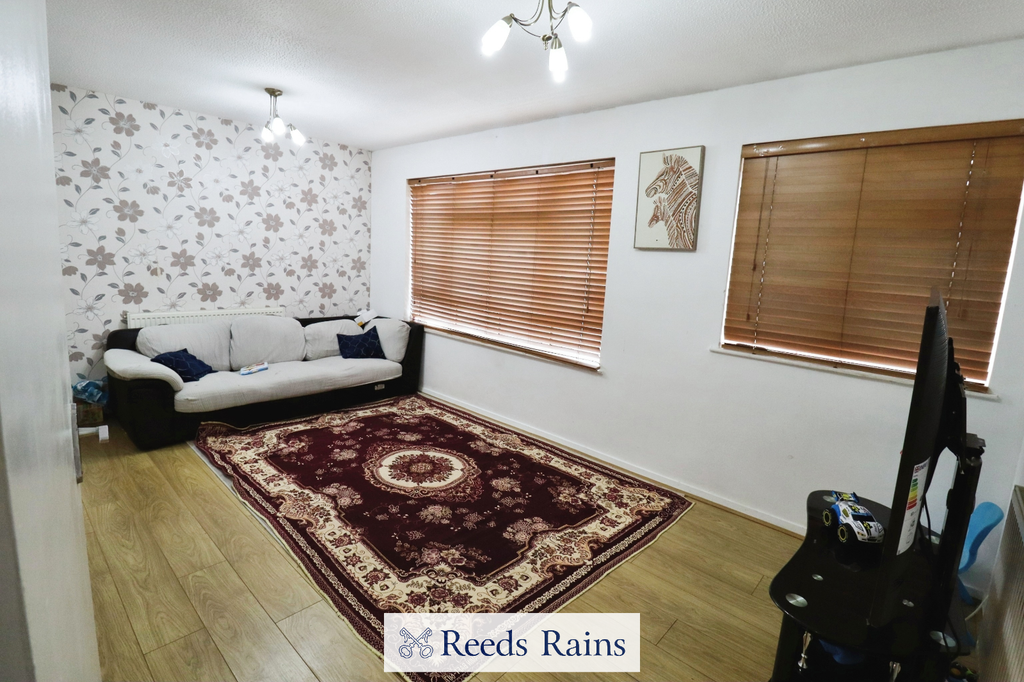 Property photo 3 of 8 Picture No. 03