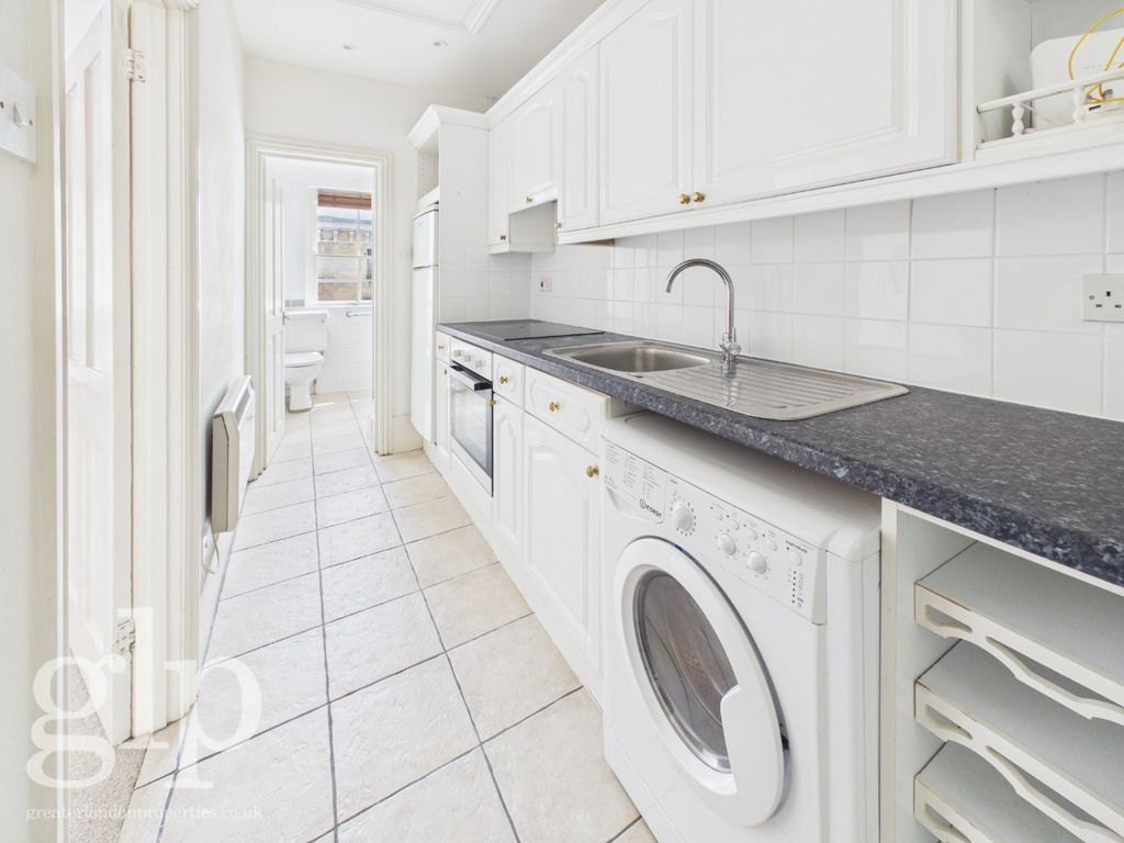 Property photo 2 of 19 2521854
