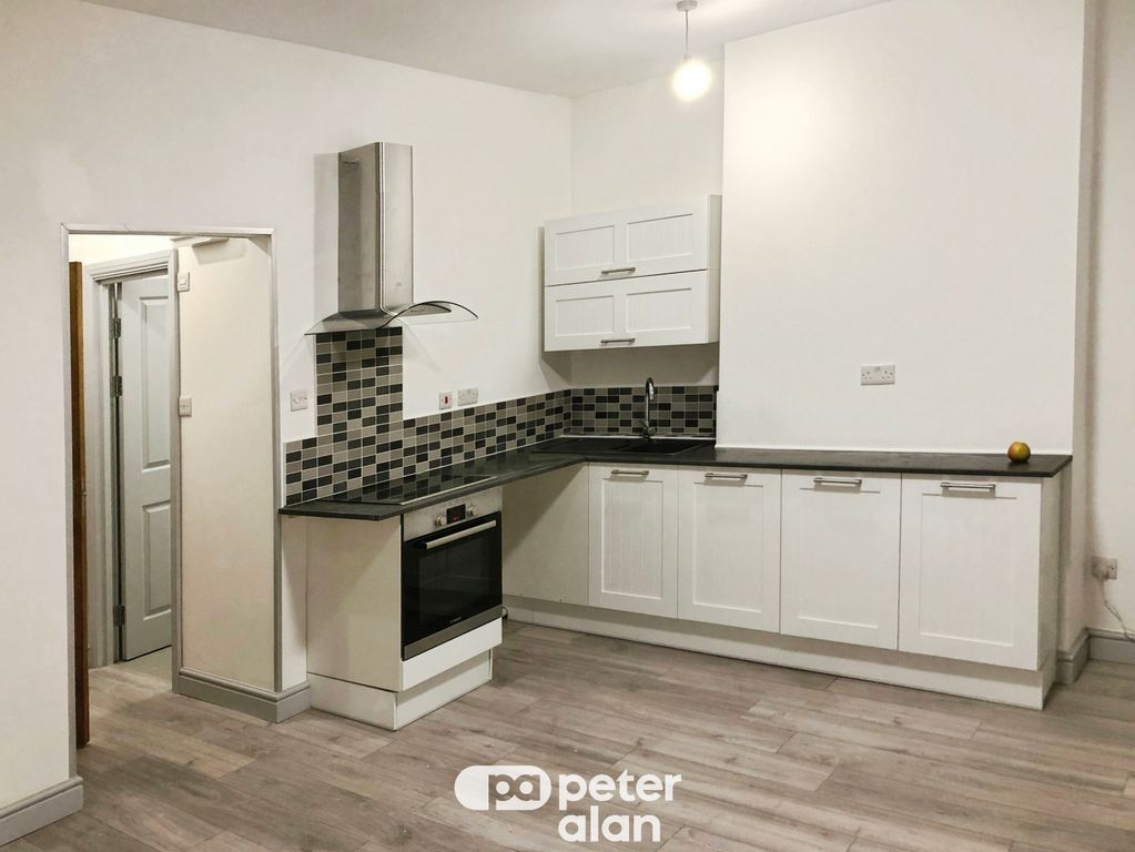 Property photo 2 of 5 Front