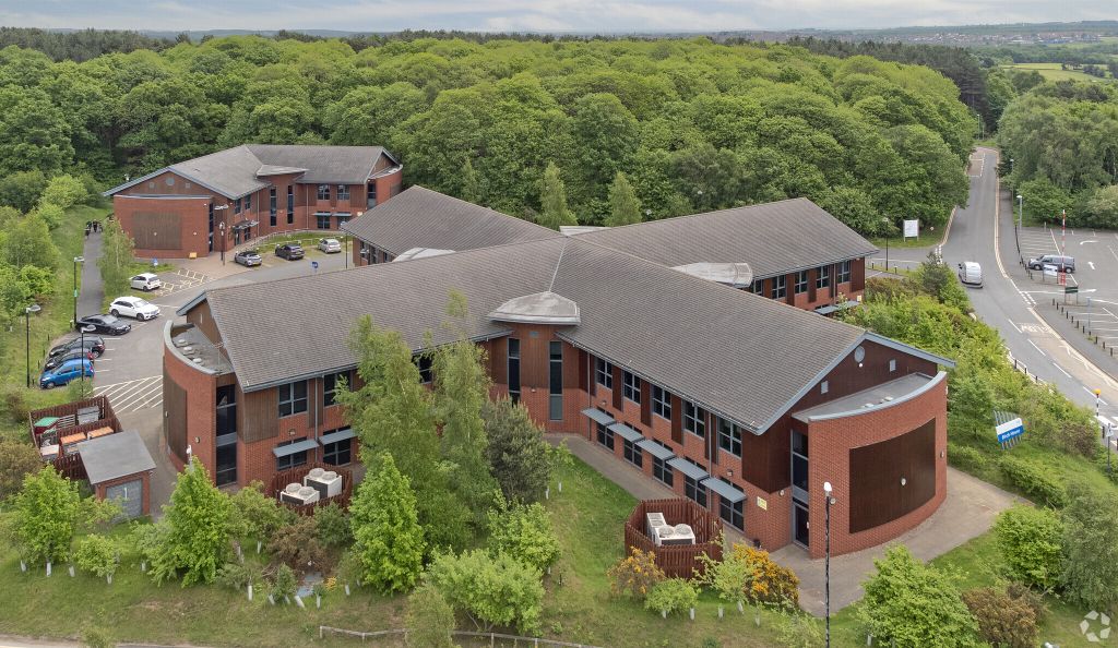 Property photo 1 of 14 Birch House External