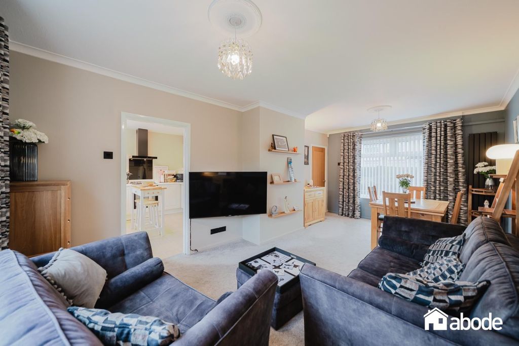 Property photo 2 of 31 Dsc02955-Hdr.Jpg