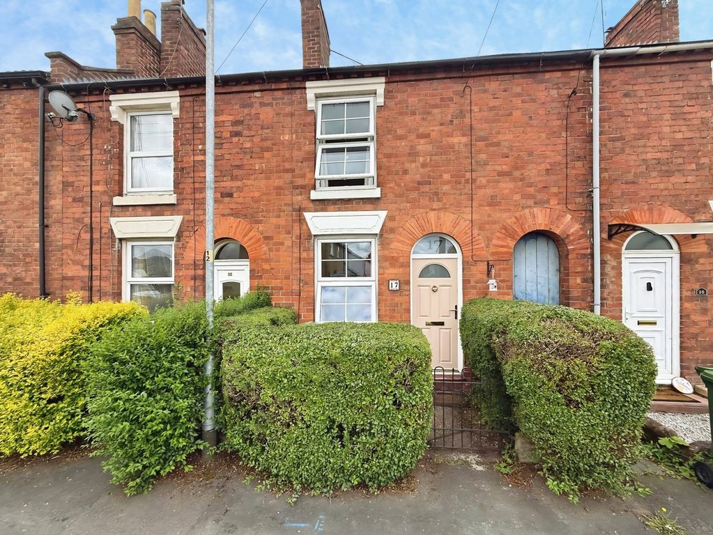 Property photo 1 of 17 Photo 7