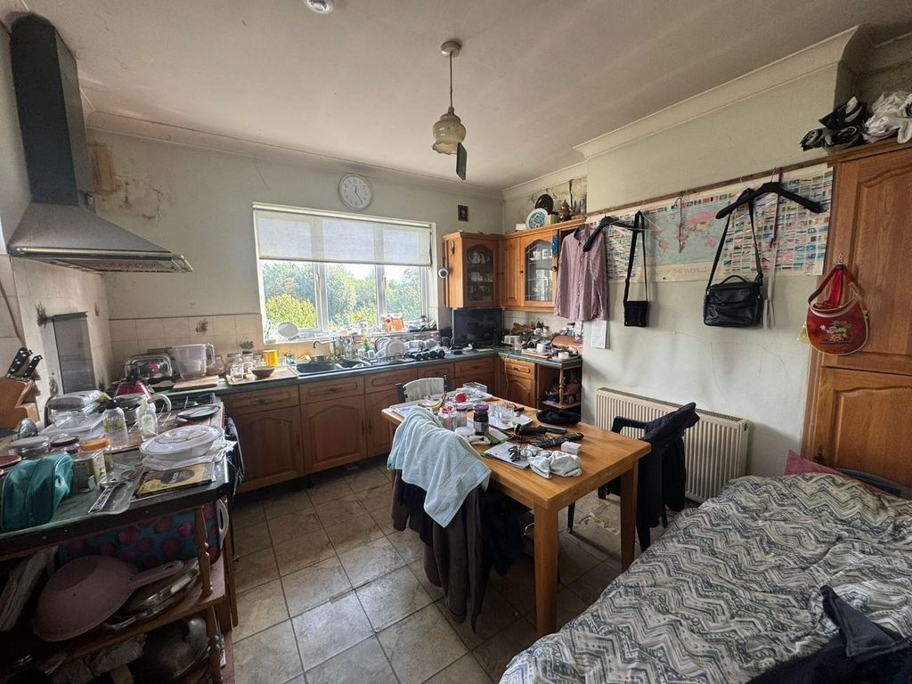 Property photo 2 of 14 4.Jpg
