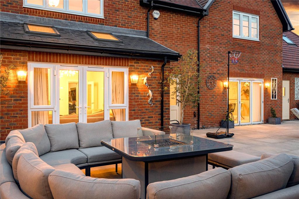 Additional image 41 of 5 bed detached house for saleAster Lea, Warfield, Bracknell RG42