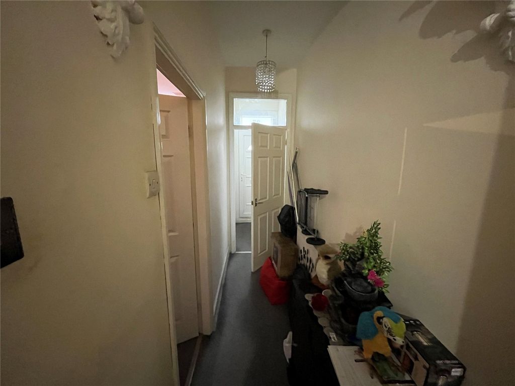 Property photo 3 of 7 Picture No. 01
