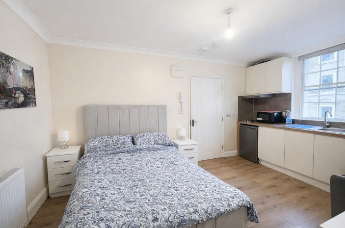 Property photo 2 of 6