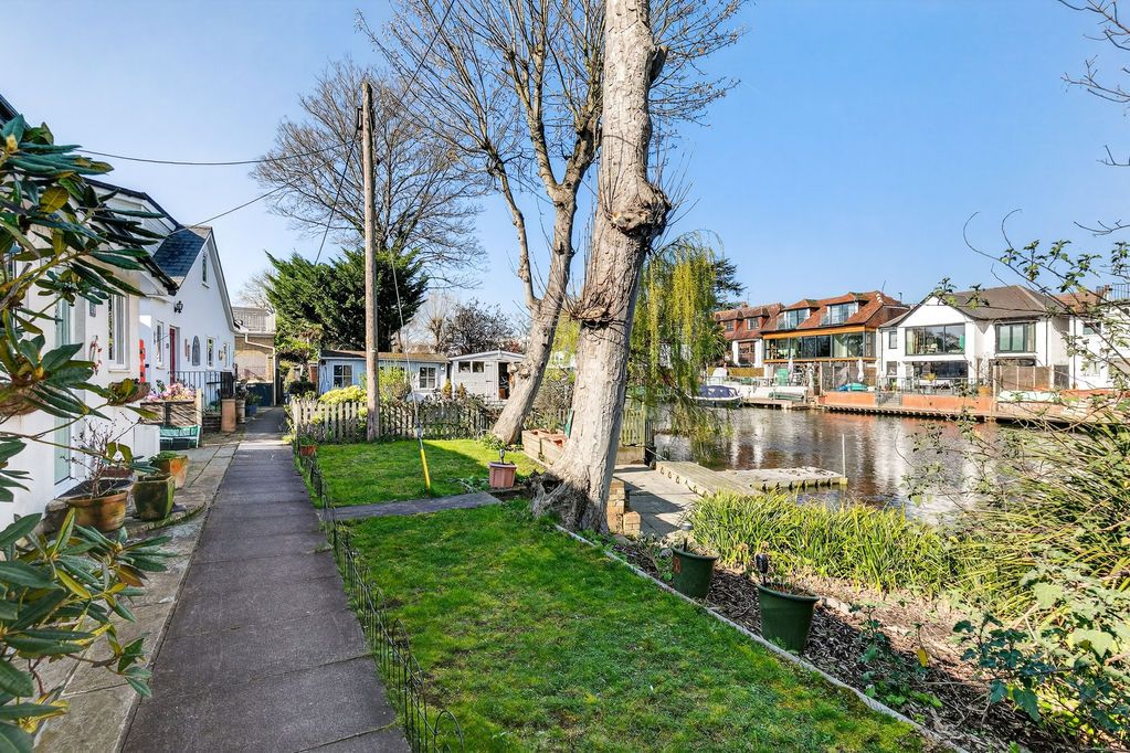 Property photo 3 of 28 Photo 6