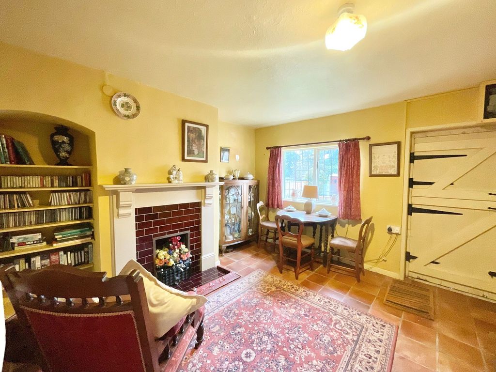 Property photo 3 of 21