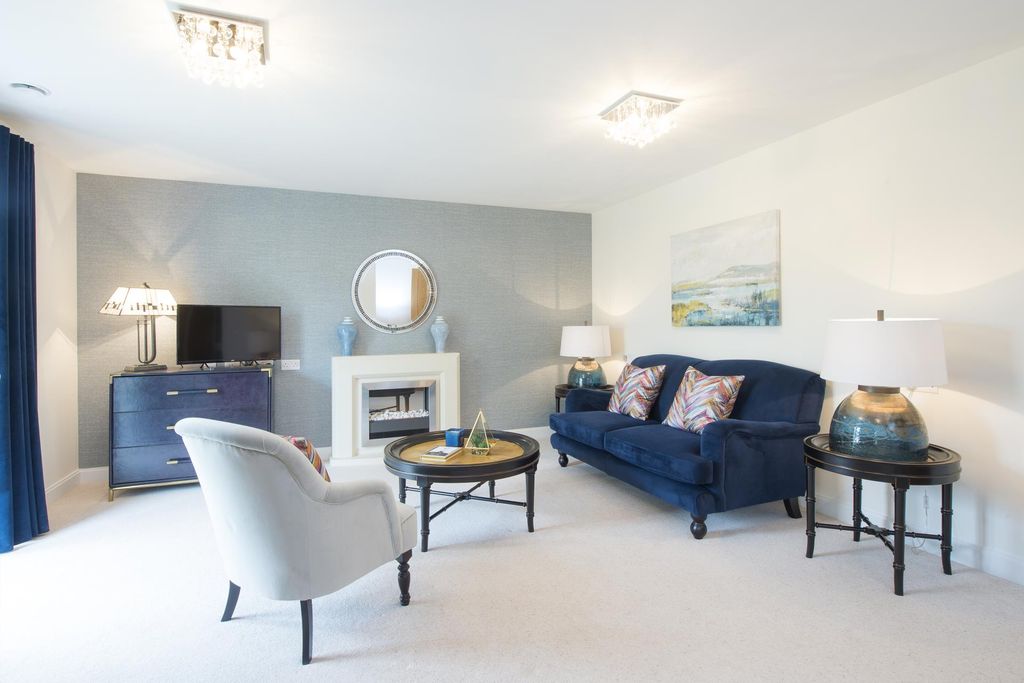 Property photo 1 of 12 Living Room