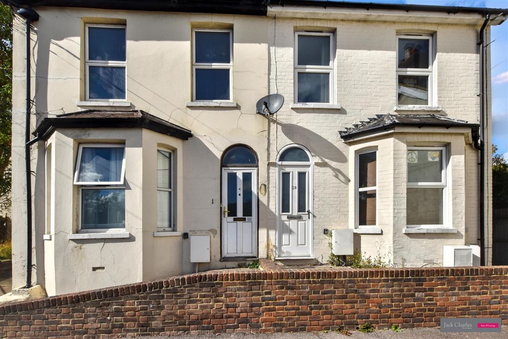 Property photo 1 of 16 Dsc_0555 (1).Jpg
