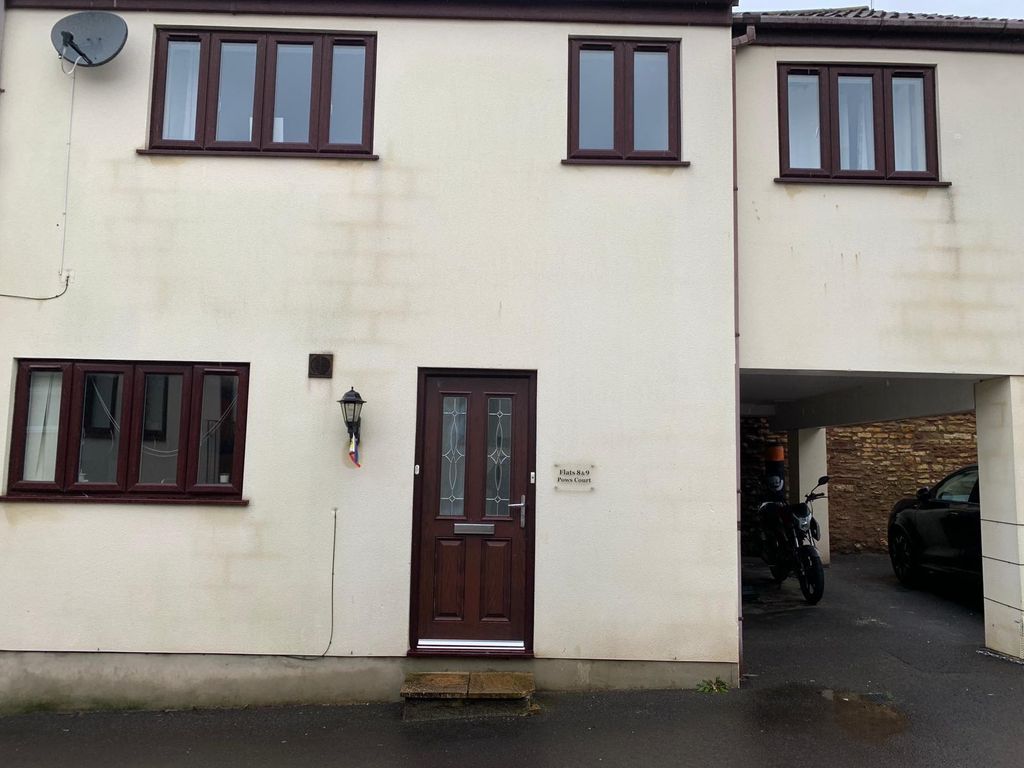 Property photo 3 of 4 External 1 - 4.Jpg