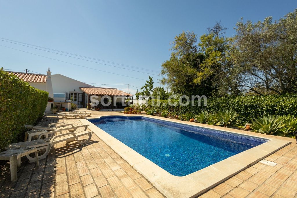 Property photo 2 of 37