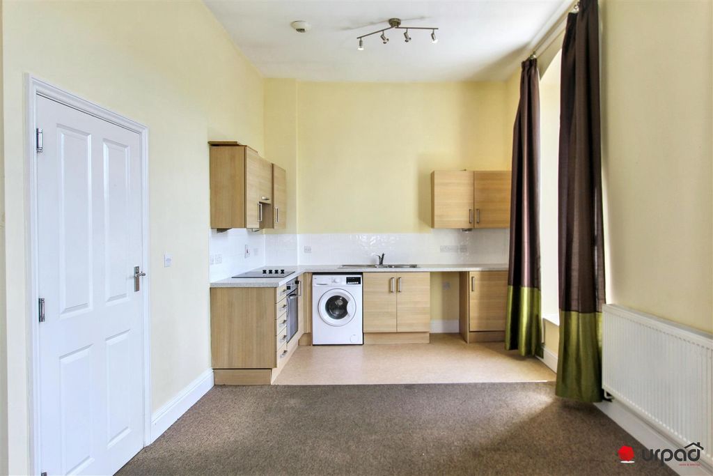 Property photo 2 of 11 Img_1048.Jpg