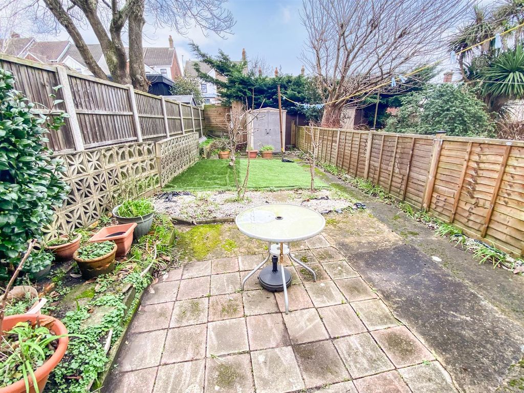 Property photo 2 of 11 Img_8643.Jpg