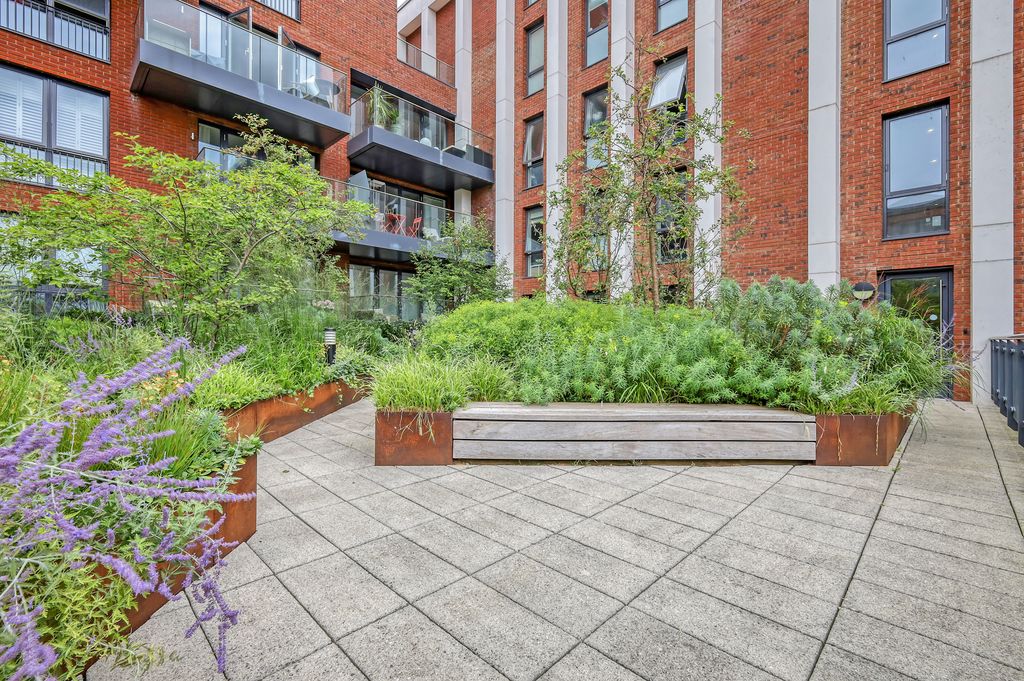 Property photo 2 of 21 Img_8289_13 Copy 2