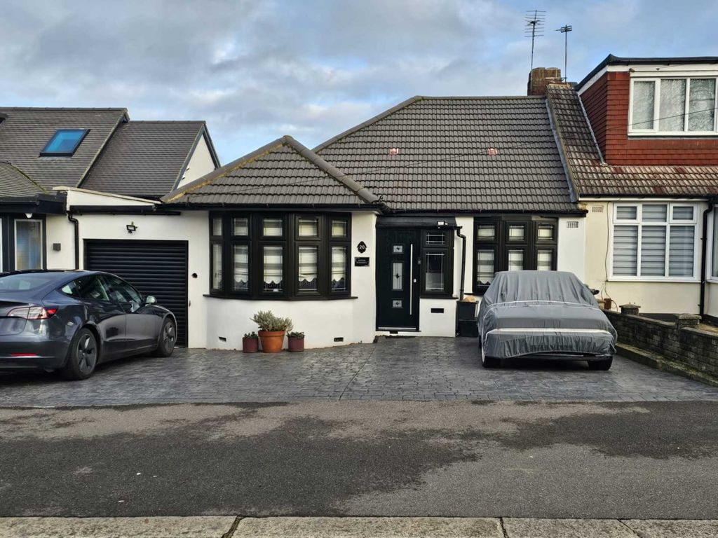 Property photo 3 of 8