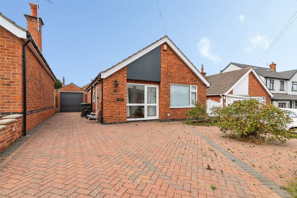 Property photo 1 of 16 Pbox-Img.Jpg
