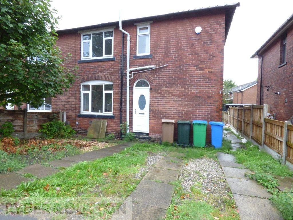 Property photo 1 of 19 External