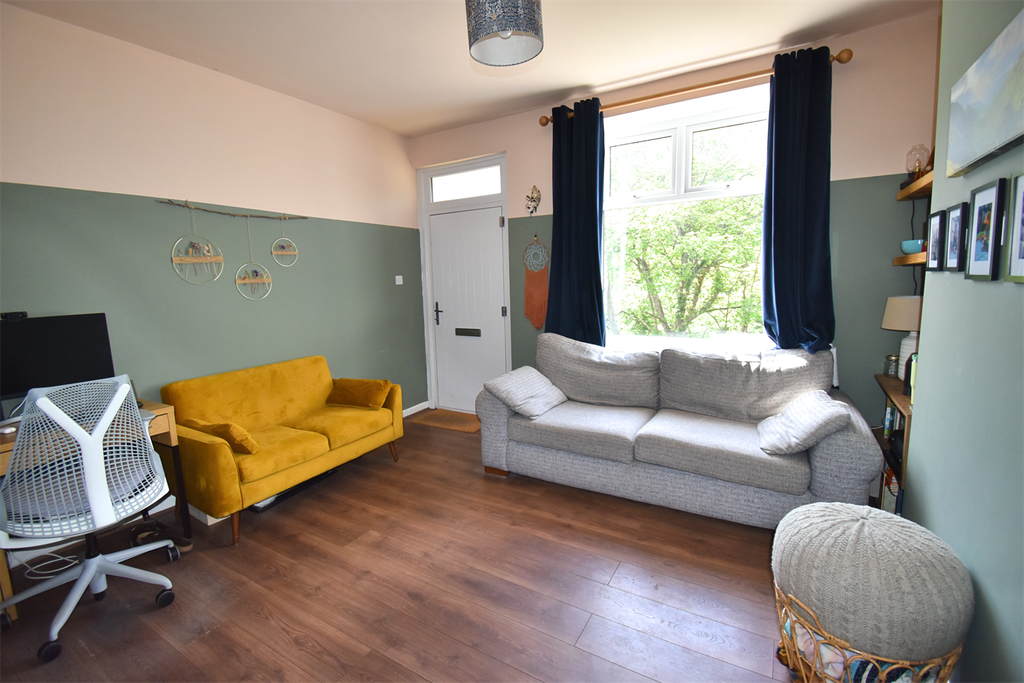 Property photo 2 of 8 Sitting Room