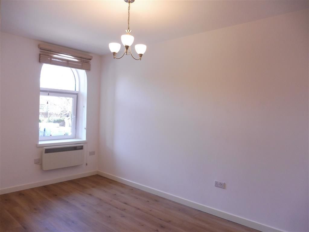 Property photo 3 of 11 Bedroom 1