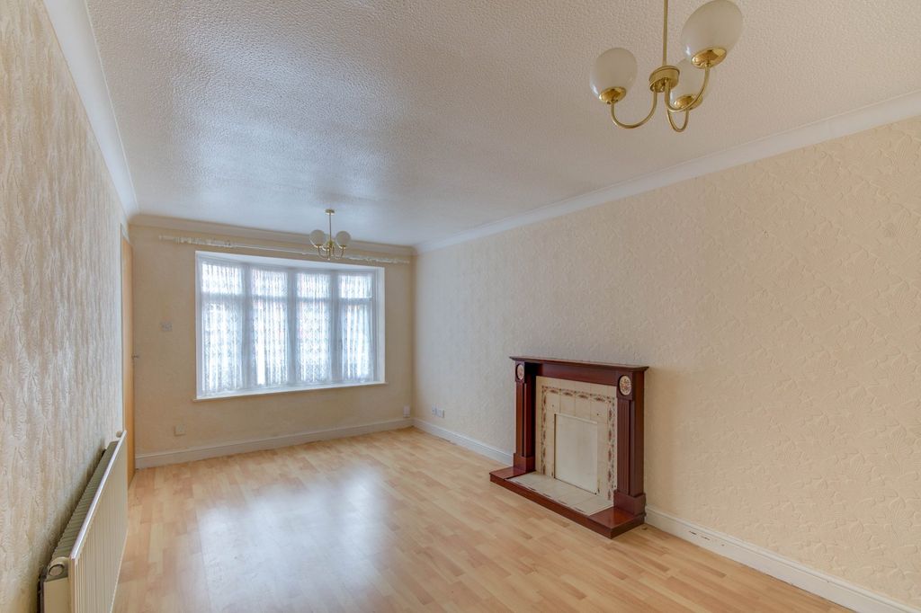 Property photo 2 of 10 Picture No. 08