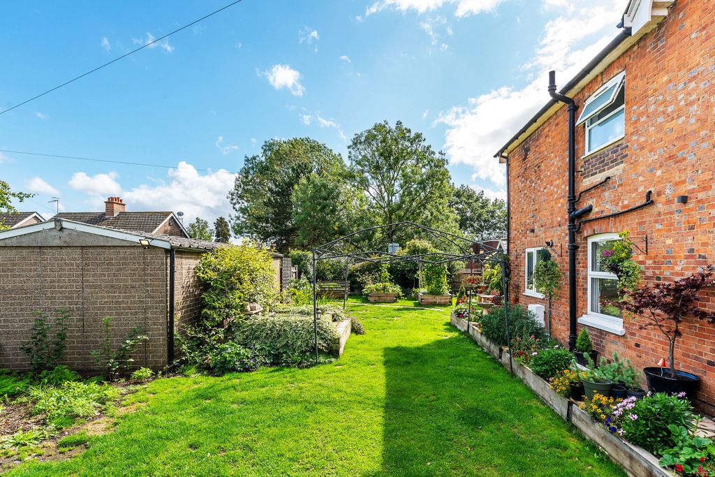 Property photo 2 of 18 2