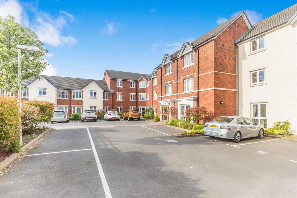 Property photo 1 of 29 Poppy Court - Parking.Jpg