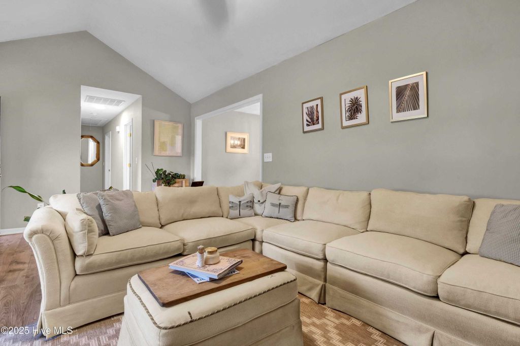 Property photo 1 of 3 <Alttext/>