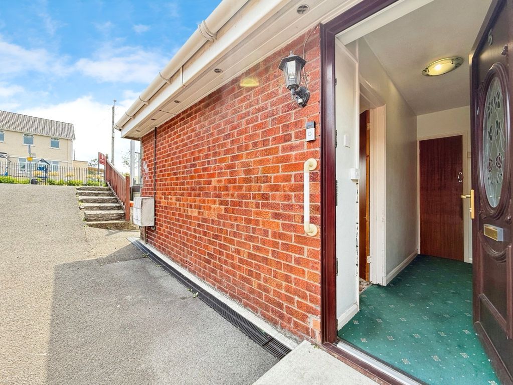 Property photo 3 of 21 4271244