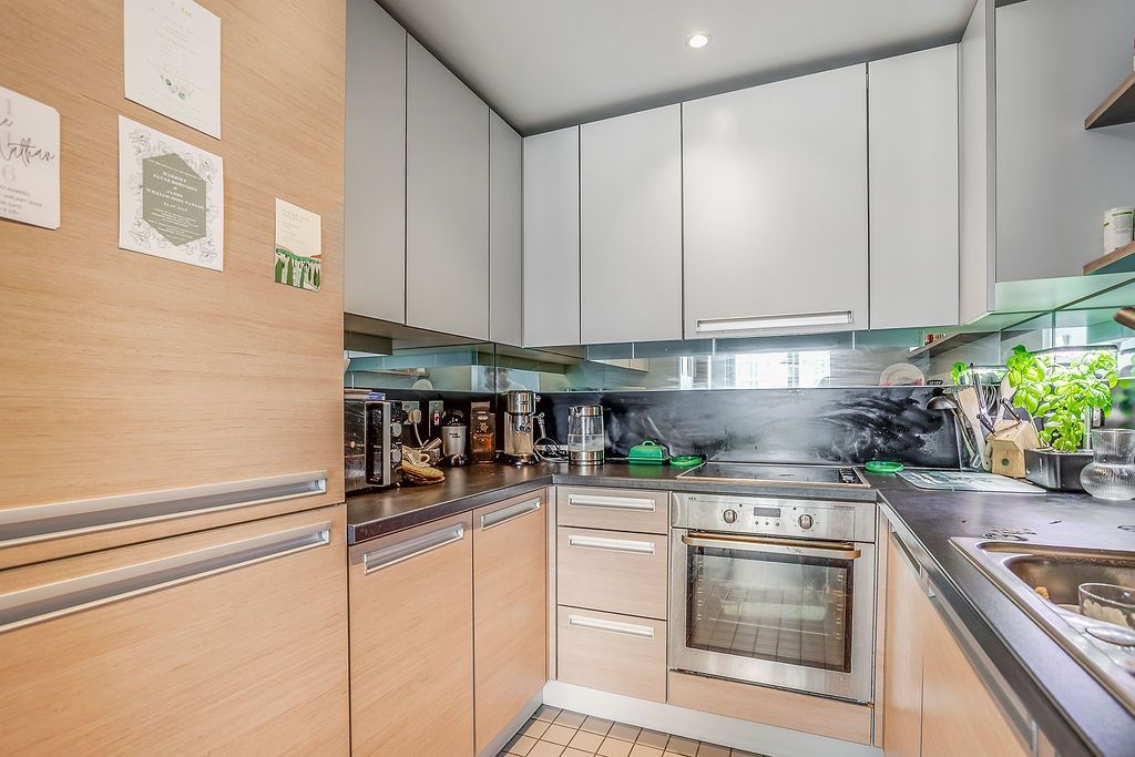 Property photo 3 of 23