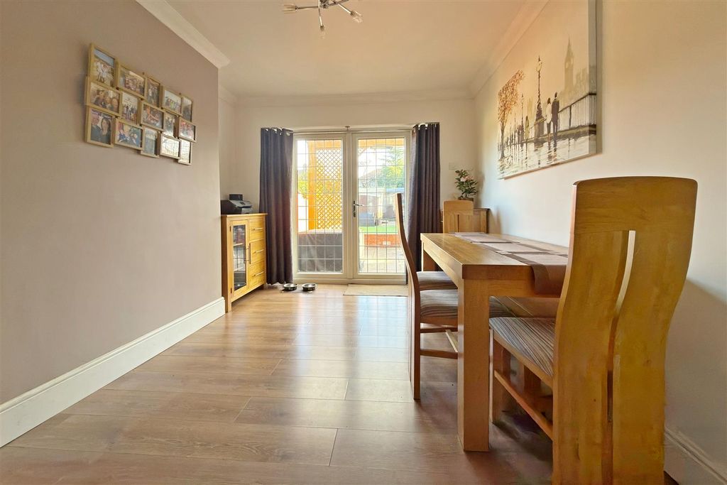 Property photo 3 of 21 Reception Room