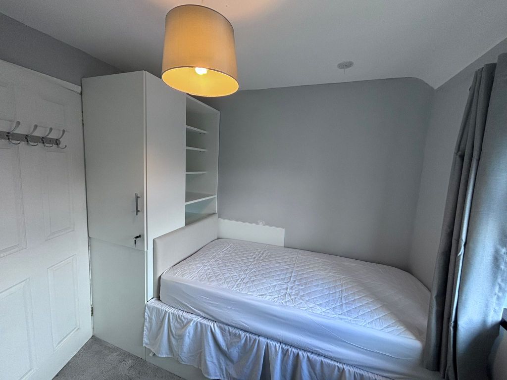Property photo 3 of 7 F2E6A589-E2F9-44E8-Bf36-4B958721Dac5