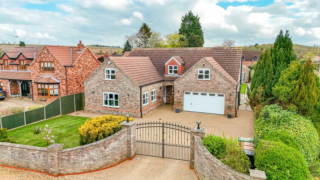 Property photo 1 of 42 5010241