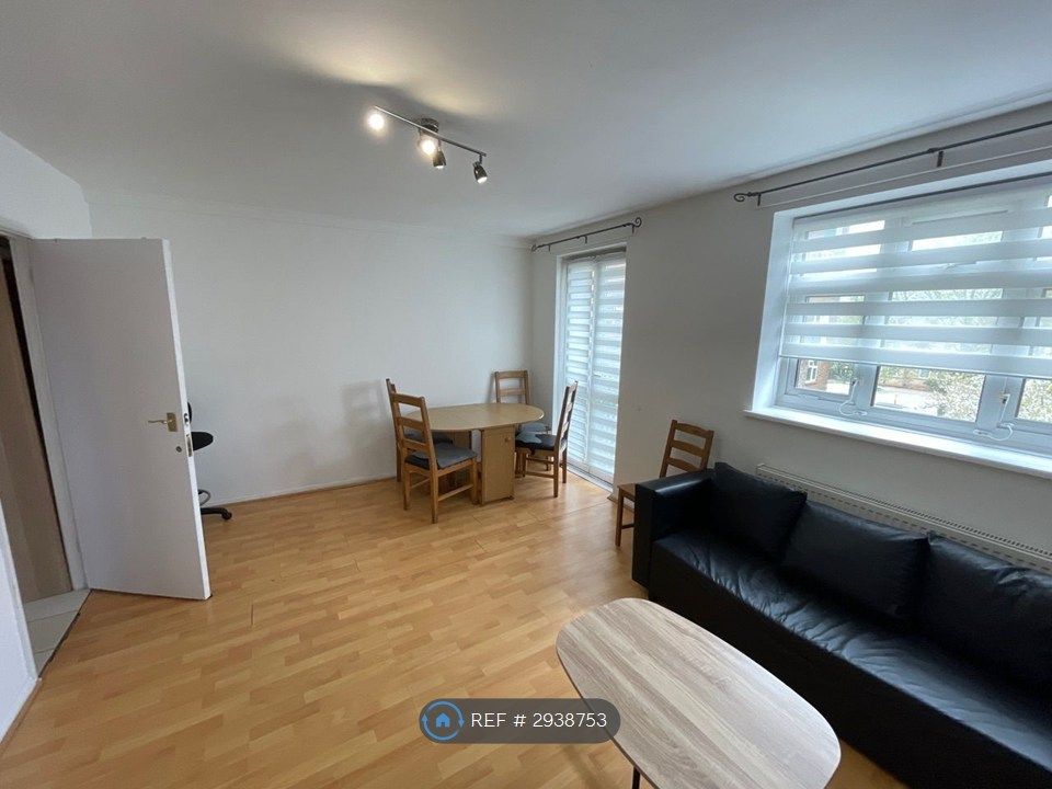 Property photo 2 of 7