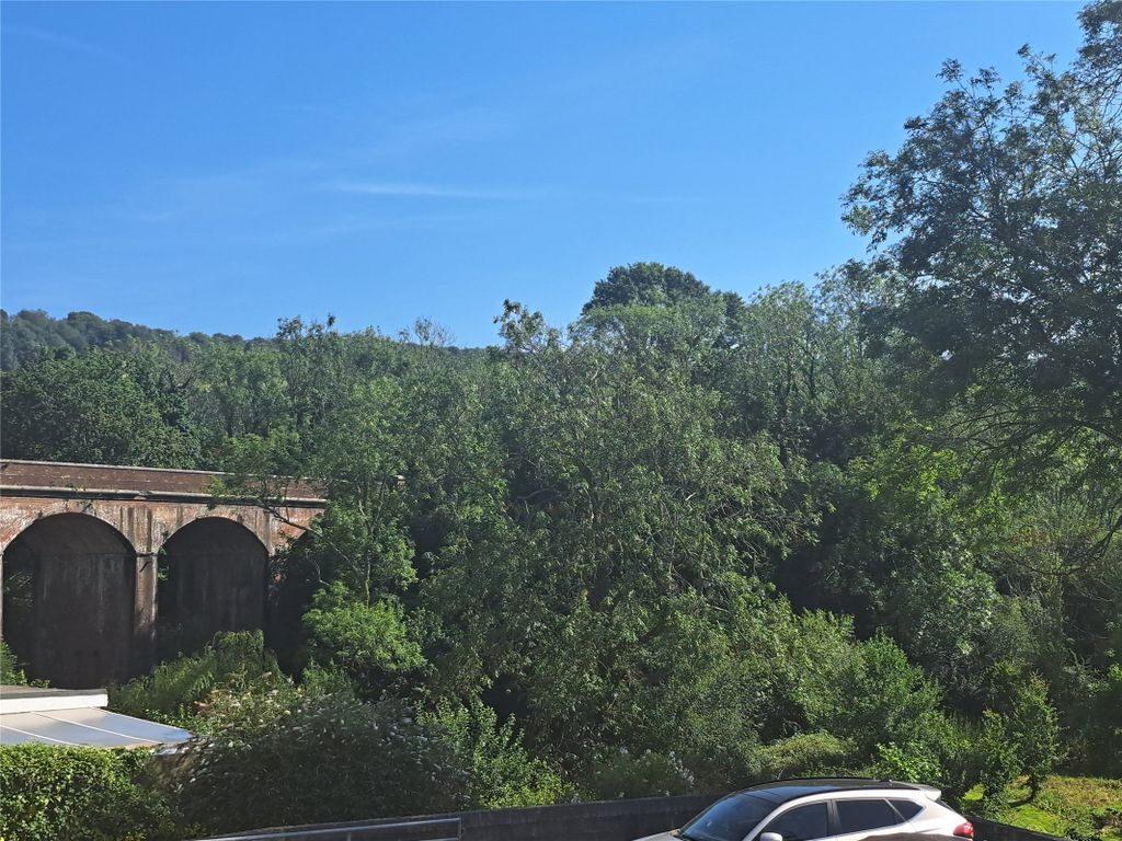 Property photo 2 of 6 Picture No. 03