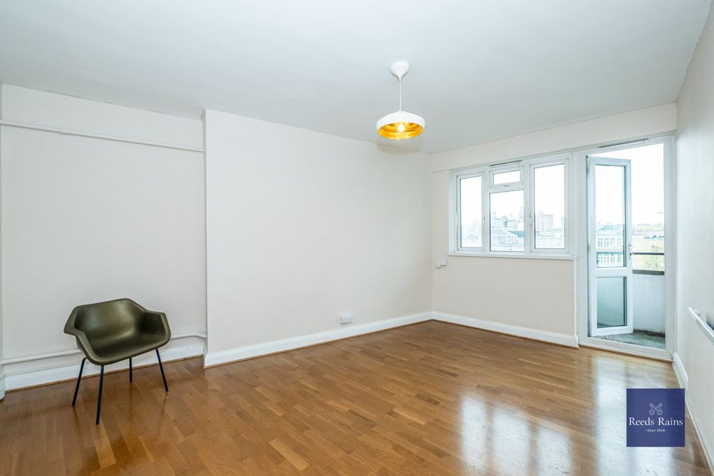 Property photo 3 of 13 Living Room