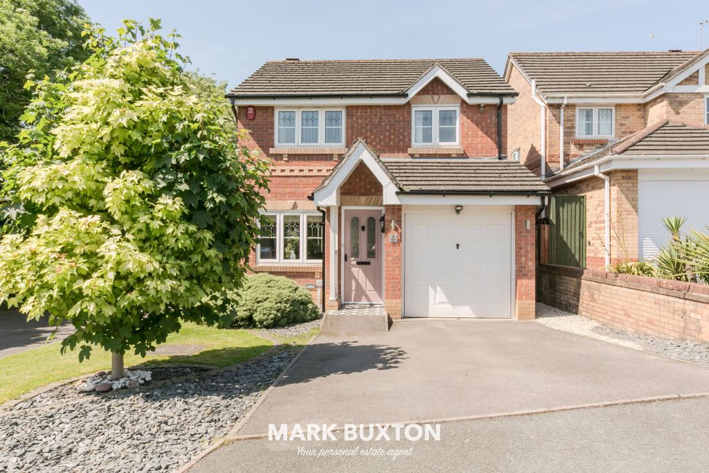 Property photo 1 of 36
