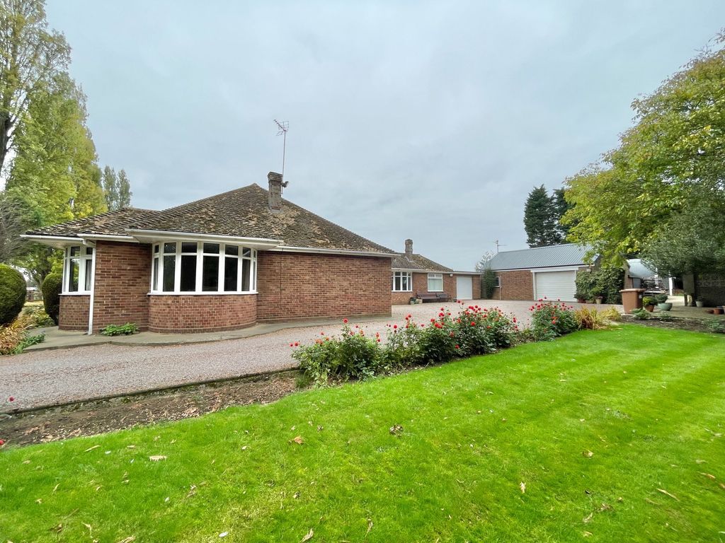 Property photo 3 of 28