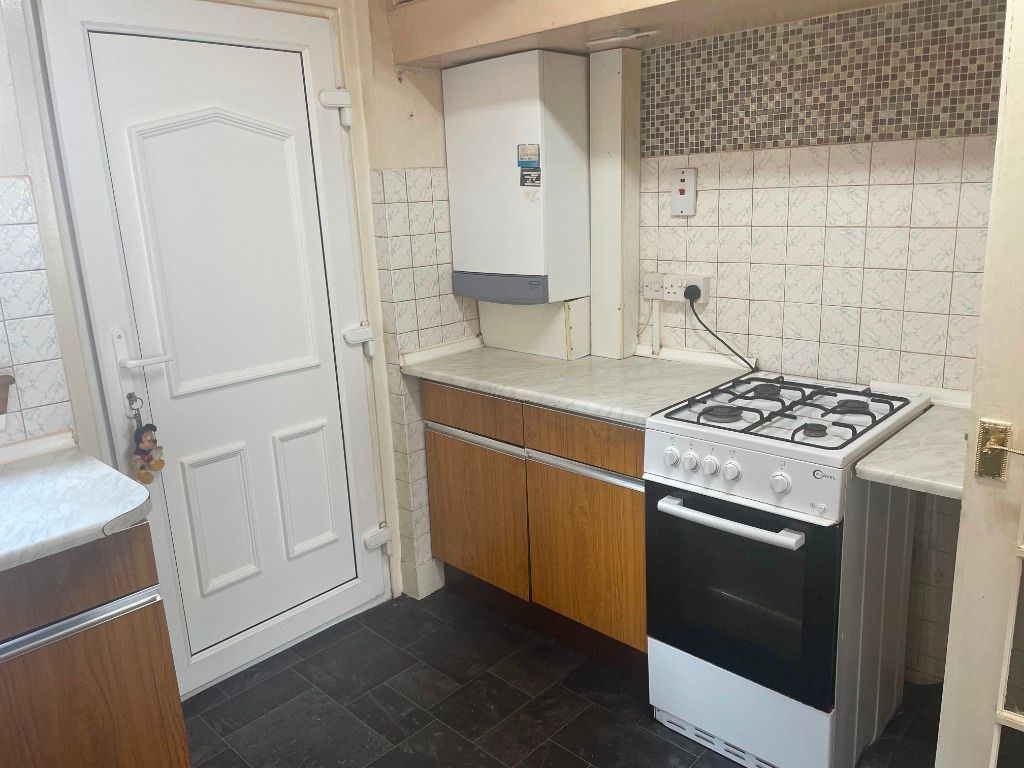 Property photo 2 of 17 Photo 2