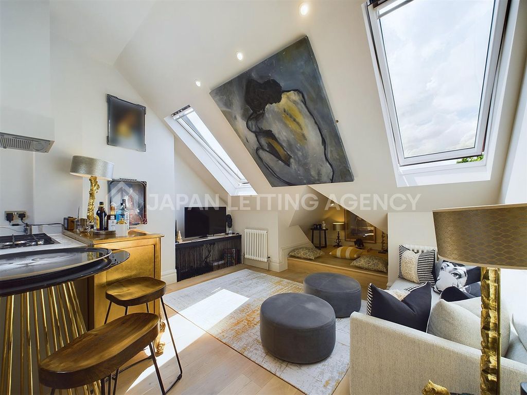 Property photo 2 of 7 Cam02206G0-Pr0091-Still003.Jpg