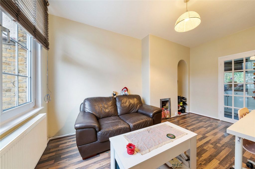 Property photo 1 of 11 Picture No. 19
