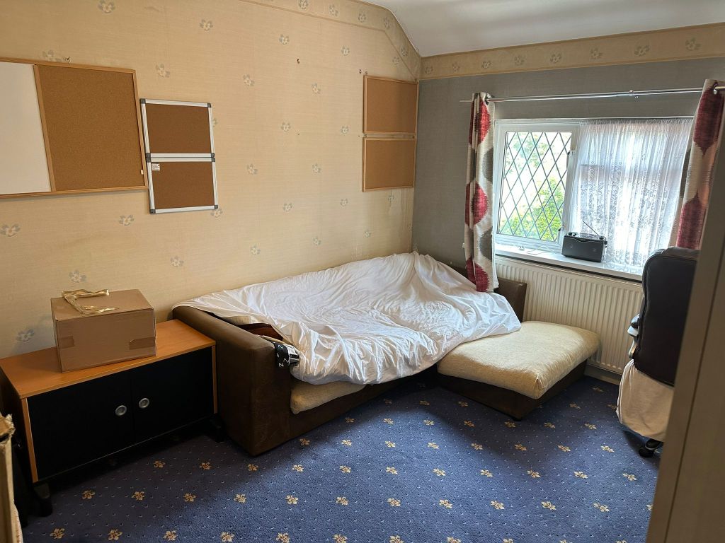 Property photo 1 of 3